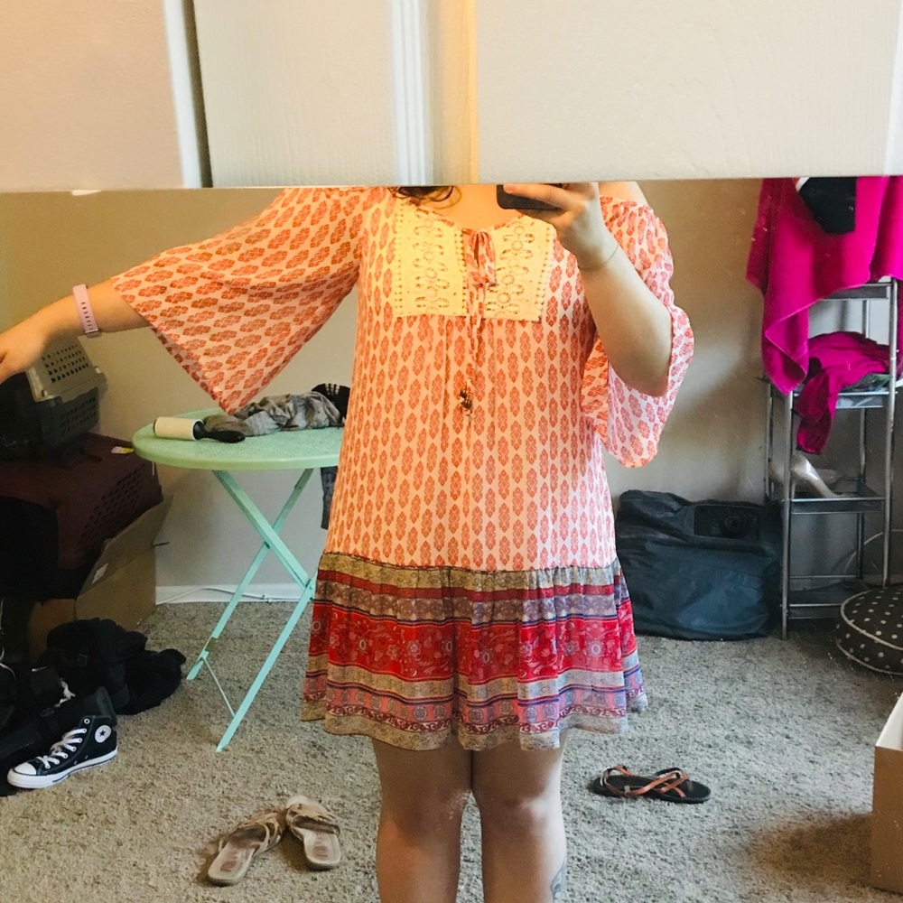 Boho Off-the-Shoulder Pattern Dress - Picture 5 of 5
